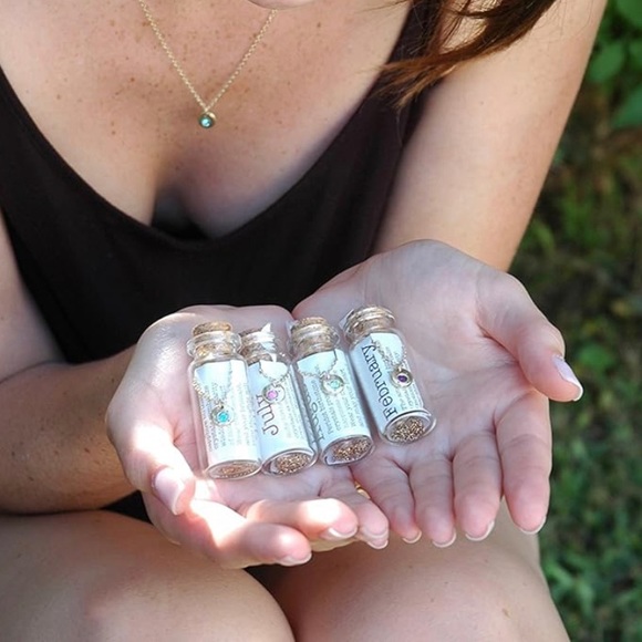 BRAND NEW - Birthstone Bottle Necklace in SEPTEMBER in SAPPHIRE. PERFECT GIFT!!! - Picture 7 of 15